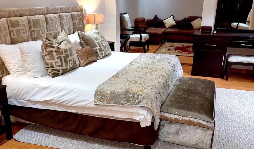 Luxury Suite 12: Luxury Suite 12