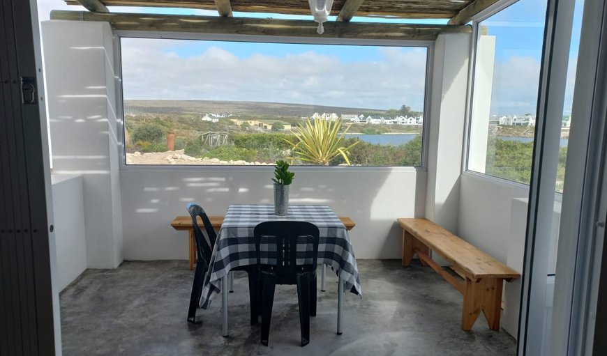 Stoepie - Unit 2: Unit 2 - Patio with stunning views