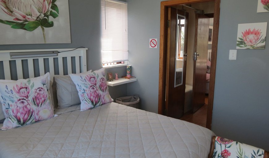 Impahla 12: The main bedroom is fitted with a double bed
