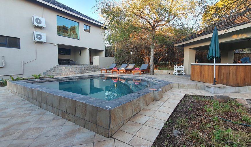 Splash pool