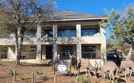 Luxury Guesthouse Co. @ RiverHouse image