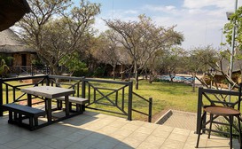 Umlondolozi Game Farm image