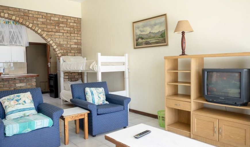 Seabrook 002: Apartment 002 - Lounge