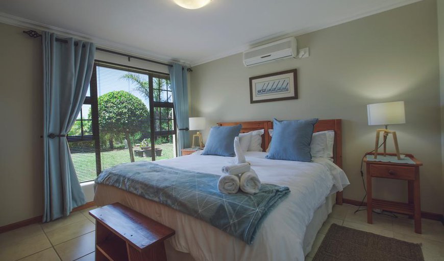 Self-catering Suite - King or Twin beds photo 24