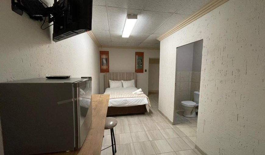 Owl 03 Double Room: Owl 03 Double Room
