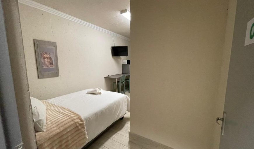 Owl 04 Double Room: Owl 04 Double Room