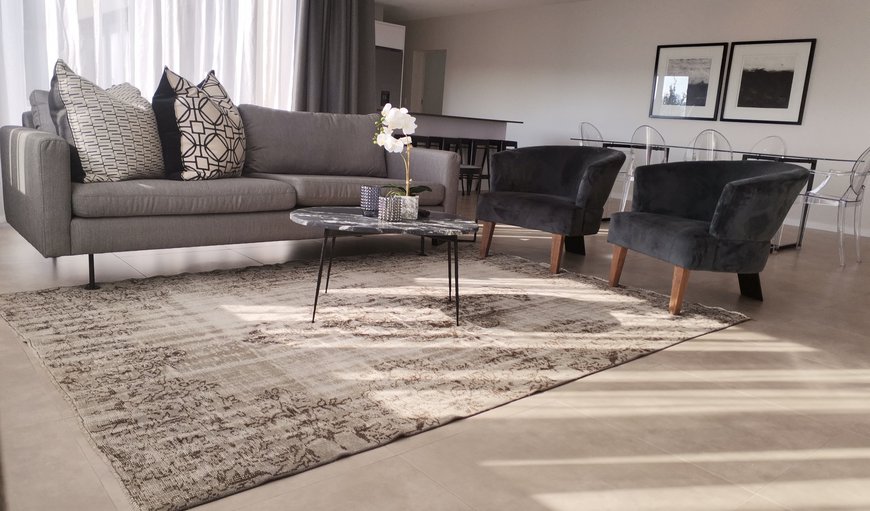 2 Bed Executive Penthouse: 2 Bed Executive Penthouse - Lounge Area
