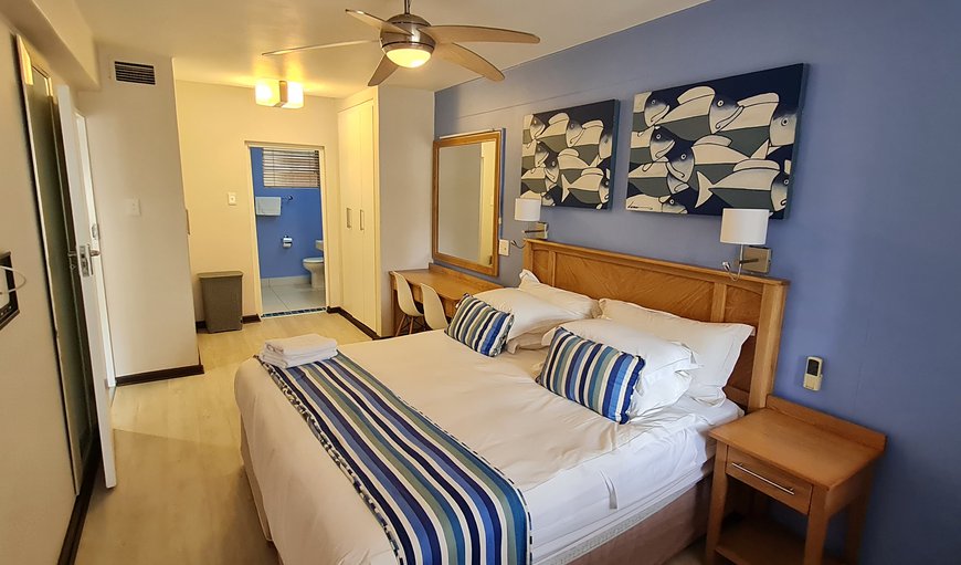 D12 Salamander: The main bedroom is furnished with a king-size bed and an en-suite bathroom