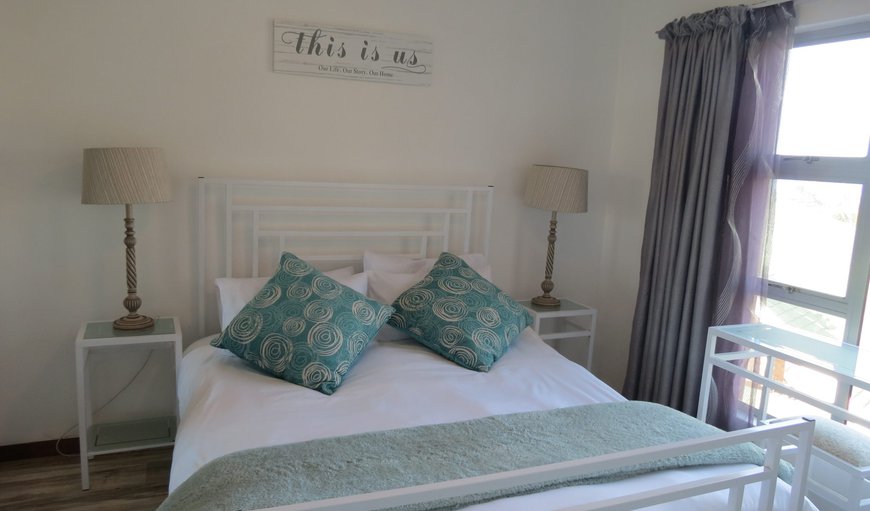 Ramsgate Palms 37: The main bedroom is fitted with a queen bed