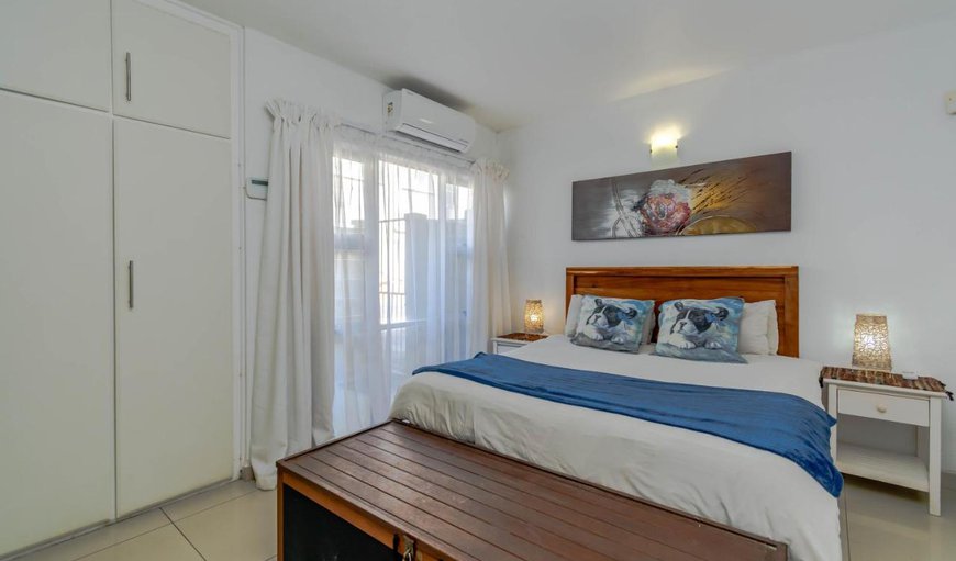 Petfriendly, Beach Escape with Jacuzzi: Bedroom