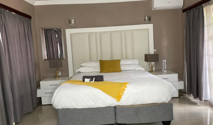 Luxury Room: Luxury Room - Bed