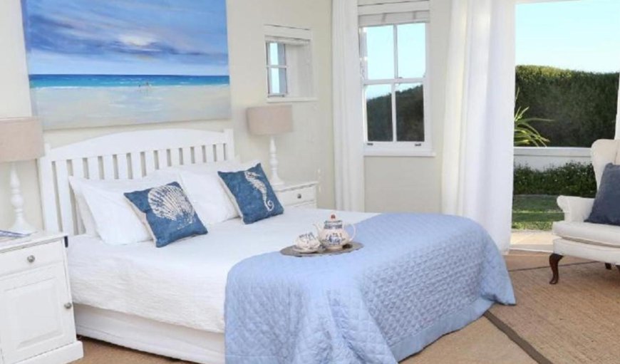 Shore's Edge Luxury Oceanfront: Bedroom