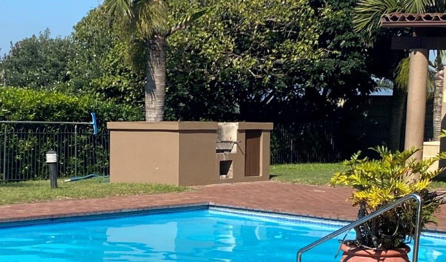 Communal swimming pool