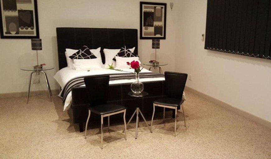 Executive Suite: Photo of the whole room