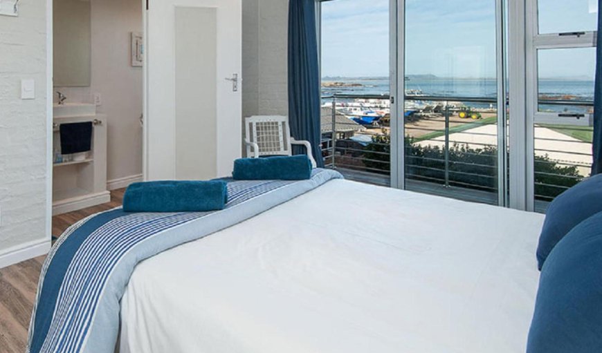 Slip-A-Way Lodge: Bed