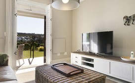 Winelands Golf Lodges 4 image