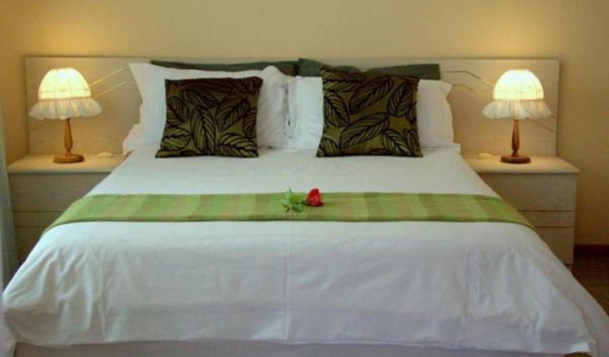 Standard Triple Rooms: Bed