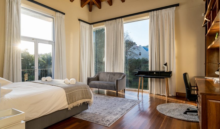 Red Victorian Mansion - Mountain View  Q: Mountain View Suite
