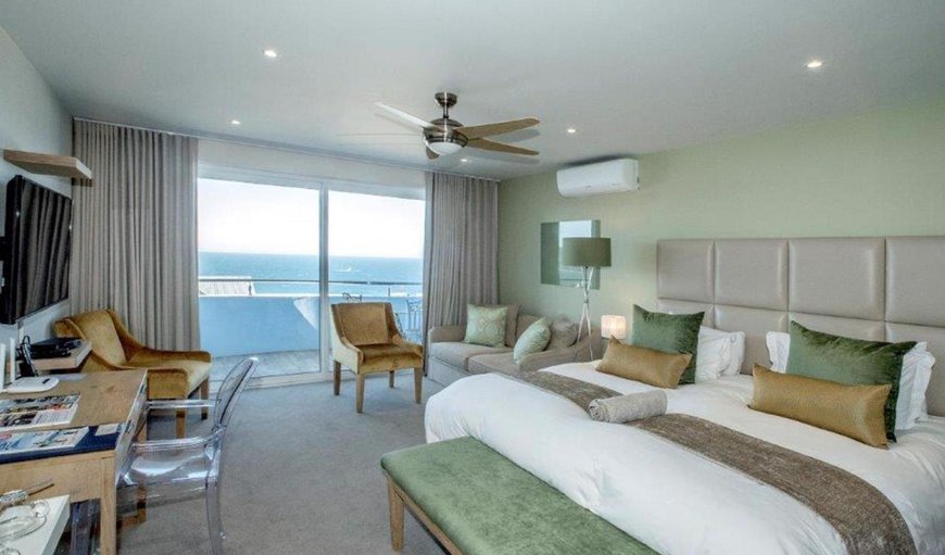 Standard Sea Facing Queen Rooms: Bed