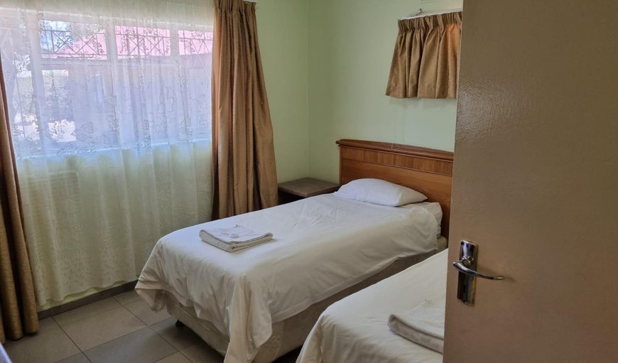 Standard Family Rooms: Bed
