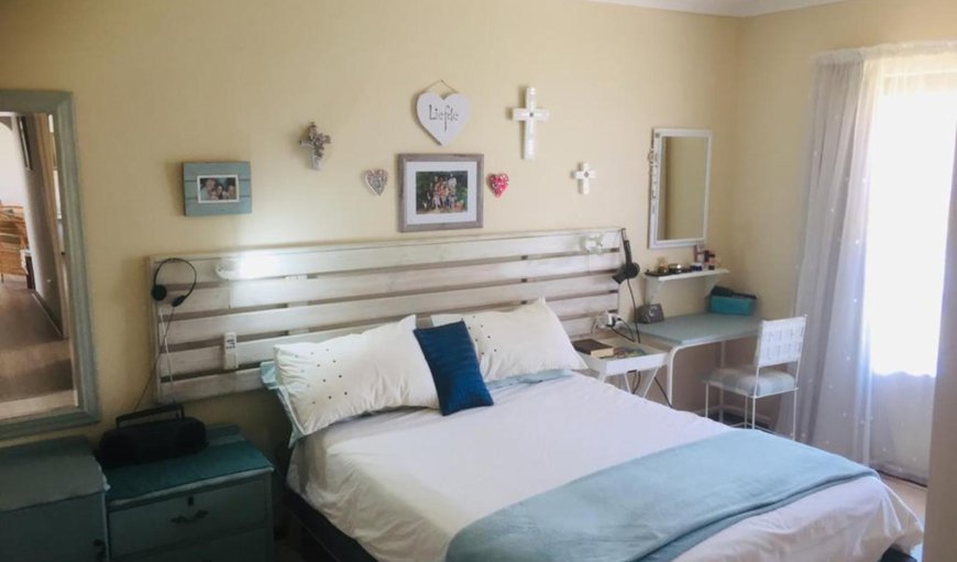 Holiday Home: Bed