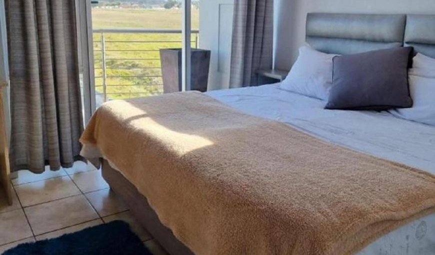 Kingfisher Unit: Bed