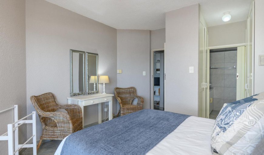 La Crete Sands no 2 - Uvongo: Bedroom