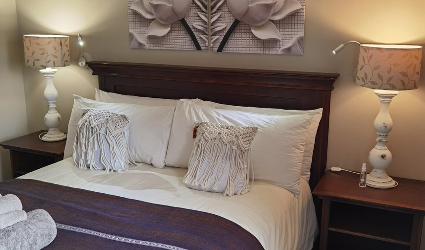8 sleeper luxury house: Luxury bedroom