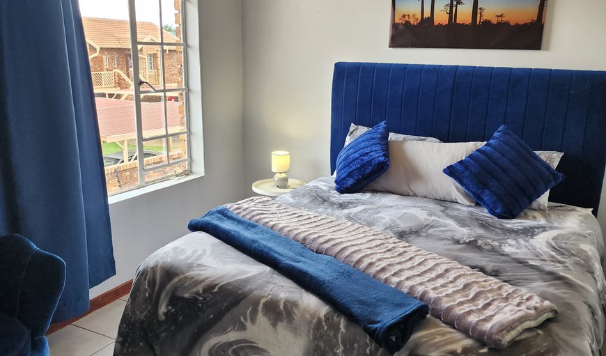 Una Mews: Bedroom