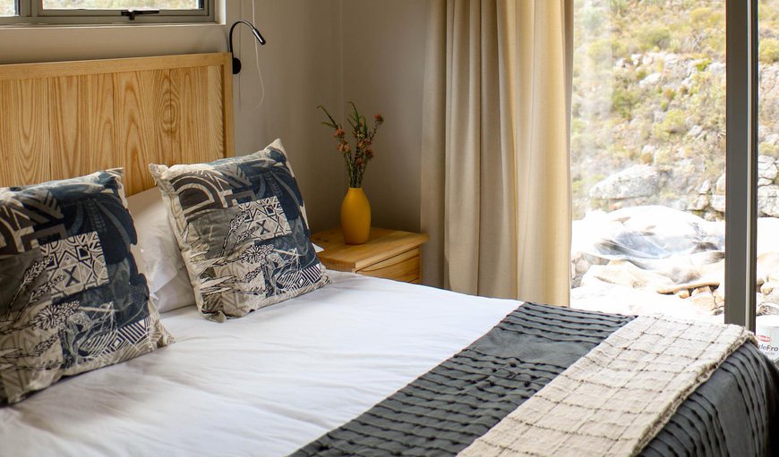 Standard Self-catering Cottage: Bed