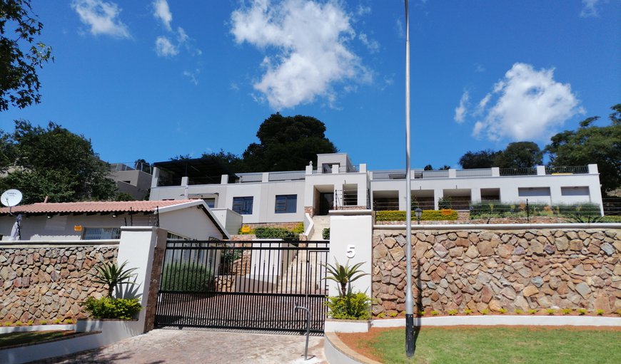 Street View of the premises. in Northcliff - Johannesburg, Johannesburg (Joburg), Gauteng, South Africa