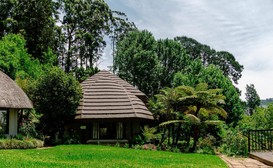 Pleasant Places By Sanaandi image