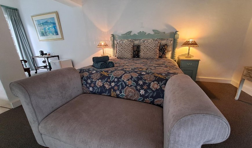 Deluxe Queen Room 2: Photo of the whole room