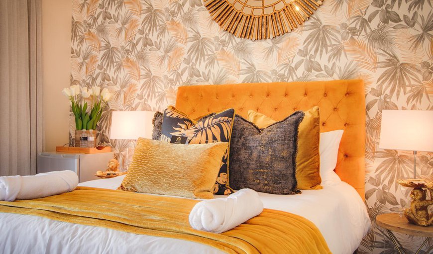 Villa Lusha Queen Room: Bed