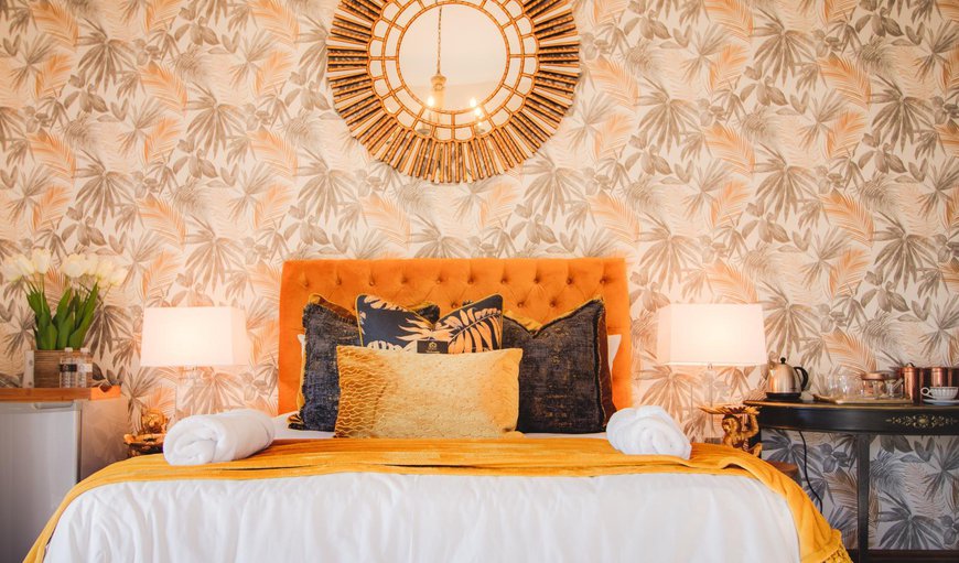 Villa Lusha Queen Room: Bed