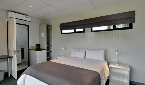 Double Room: Bed