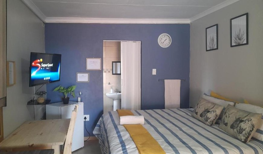 Studio Apartment: Photo of the whole room
