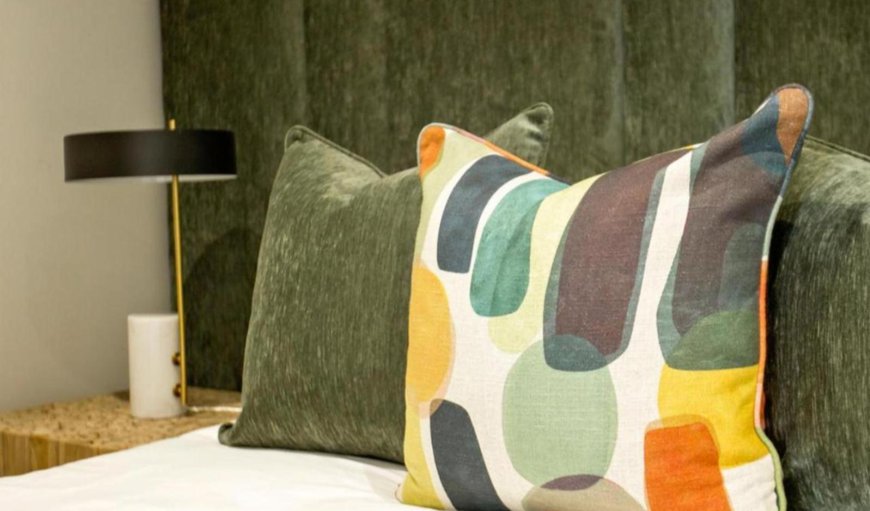 003 Executive Apartment: Decorative detail