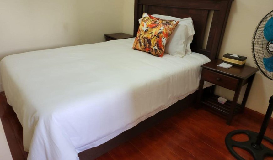 Self catering Apartment: Bed