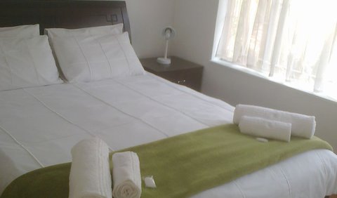 Double Room: Bedroom