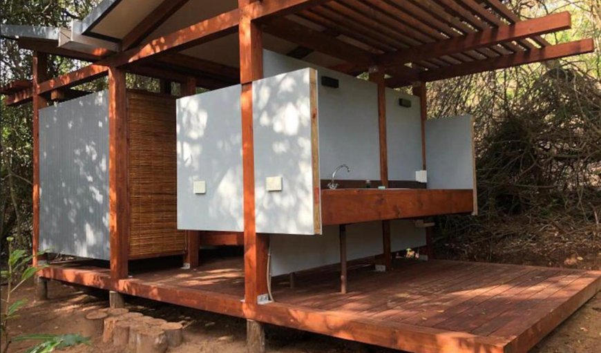 Campsite Rooftop Tent Allowed: Bathroom