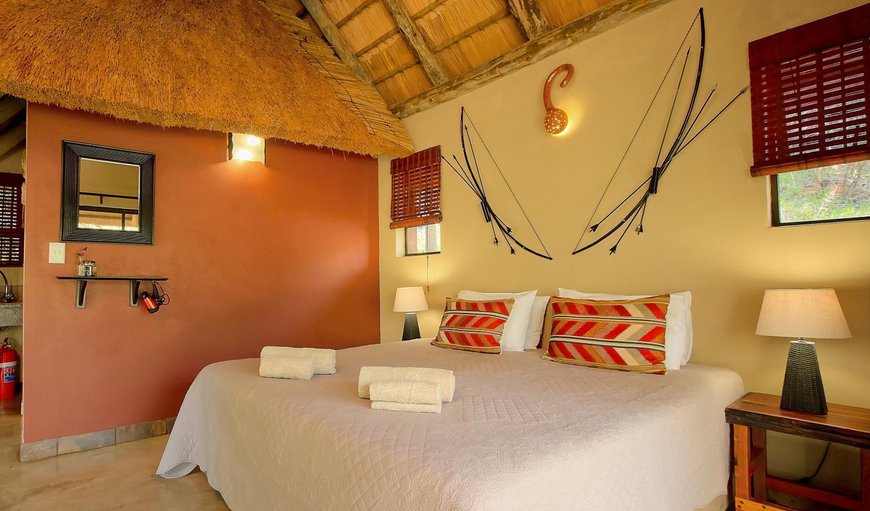 Bushman Chalet 1: Bed
