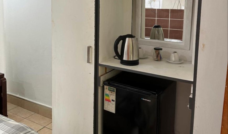 Double Shower Self Catering: Coffee/tea facilities