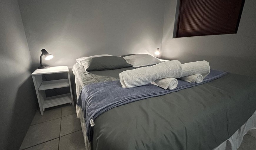 Standard Double Room: Bed
