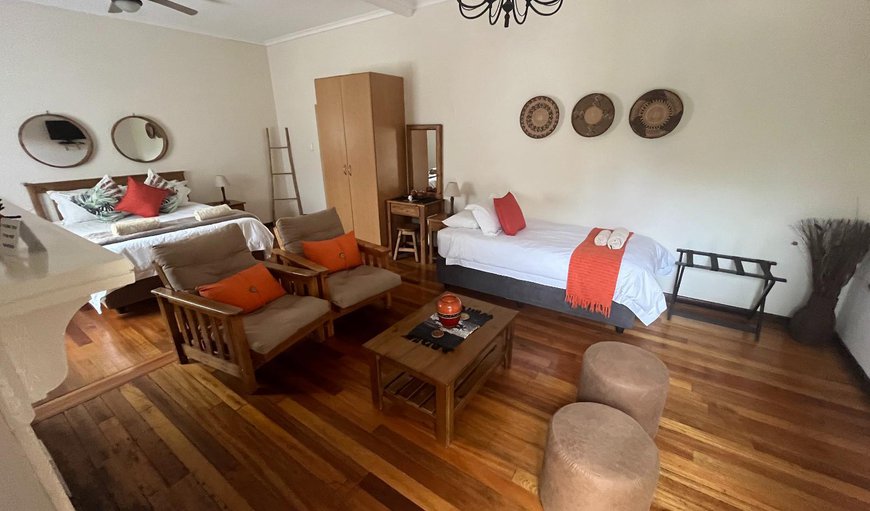 Deluxe Triple Room: Photo of the whole room