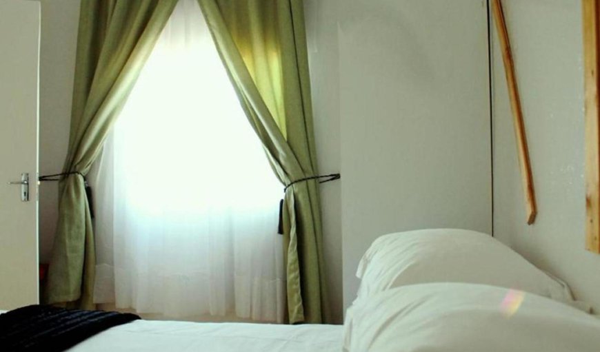 Deluxe Double Room: Bed