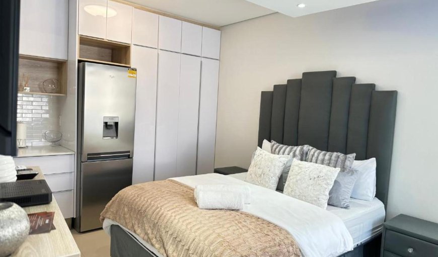 Studio Apartment: Photo of the whole room