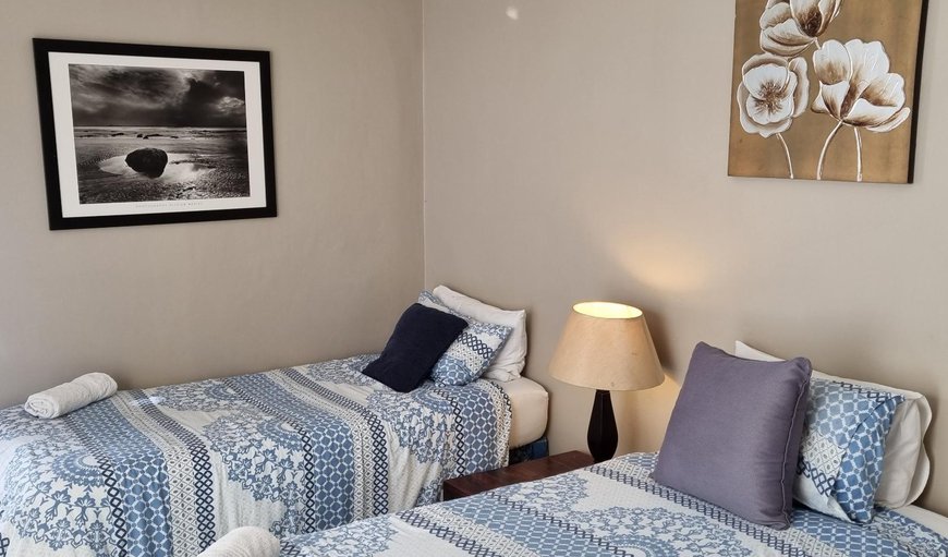 One-bedroom 4-sleeper Apartment- Gecko 1: Bed