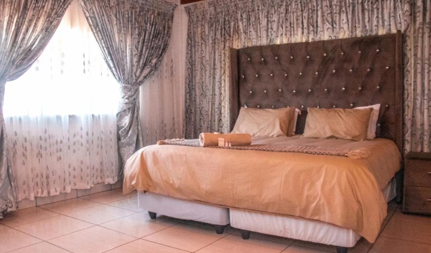 House 2: Bed