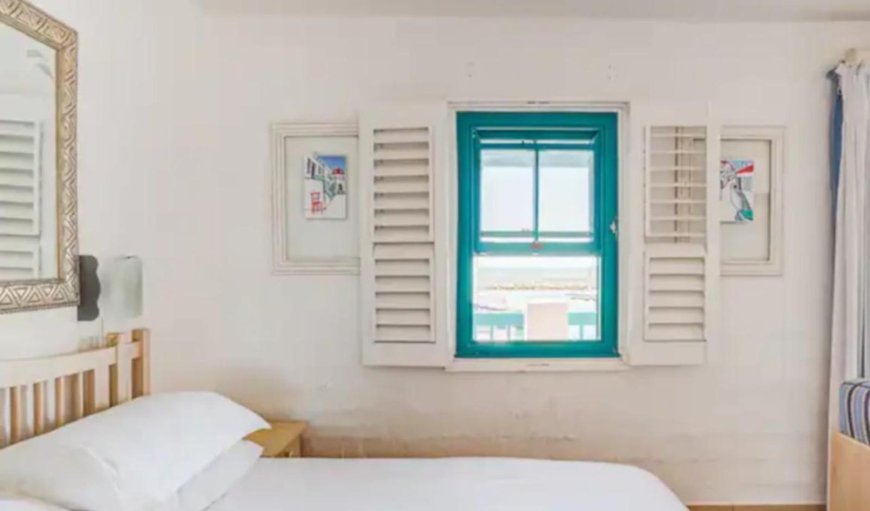 One Bedroom Seaview Apartment: Bed